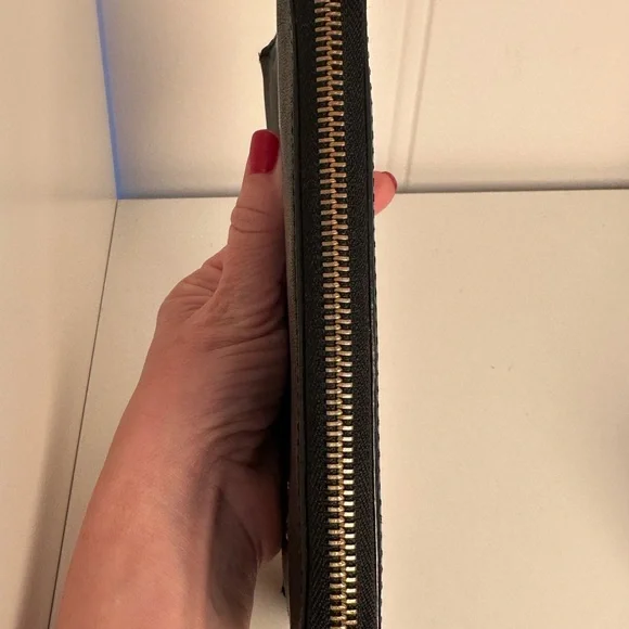 Chloé Black Leather Wallet - Picture 9 of 15